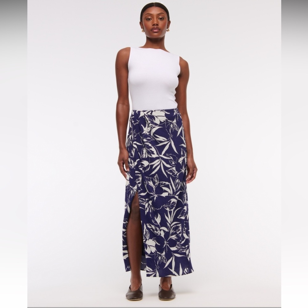 Abercrombie Mid Rise Sarong Maxi Skirt - XS Petite